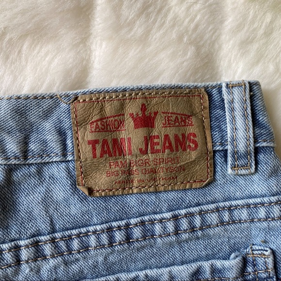 High Rise Medium Washed Cuffed Denim Jeans - Picture 5 of 9